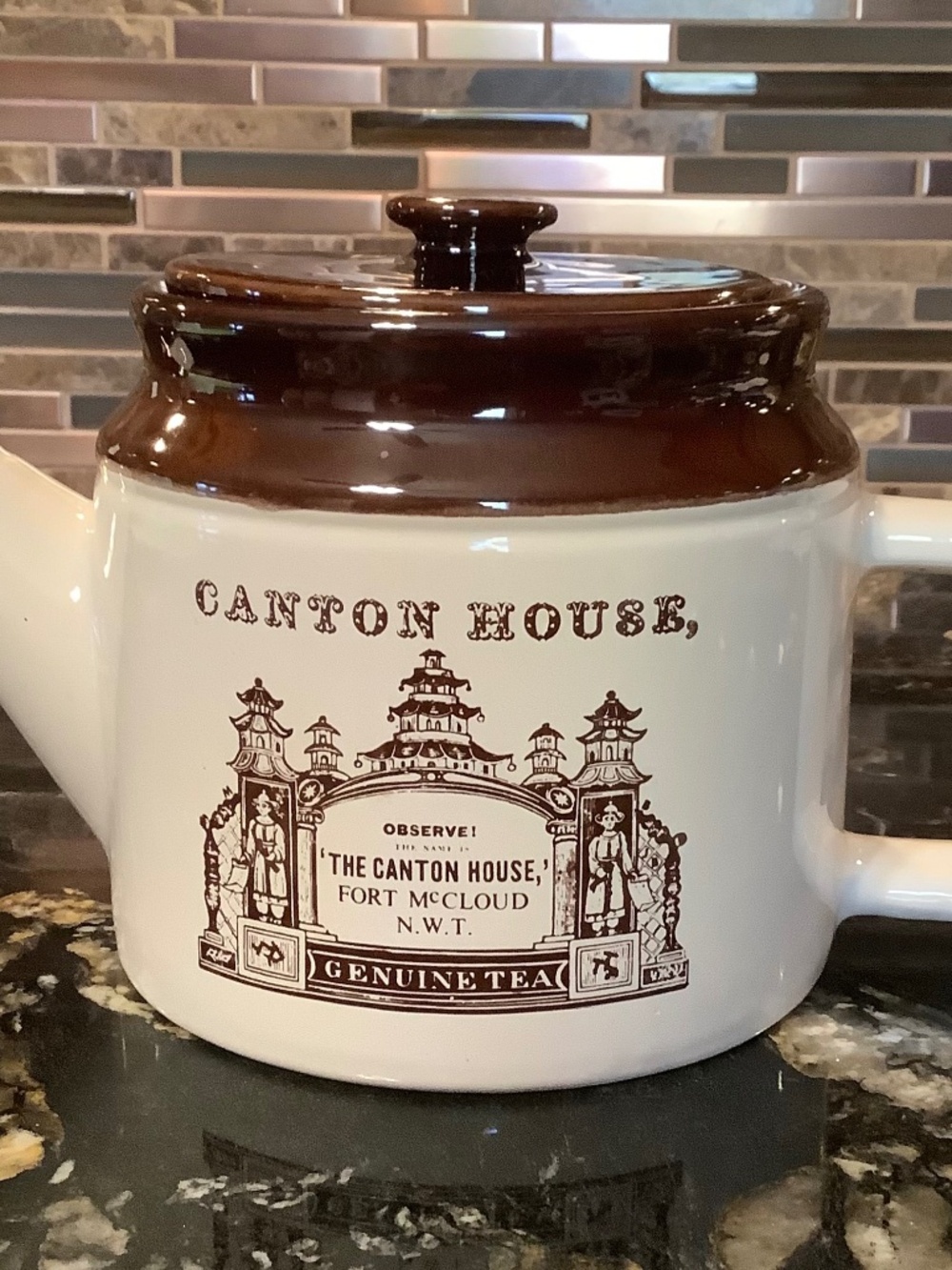 Collectible 1970s ABENAKIS BEAUCEWARE Teapot.  Canadian Art Pottery.